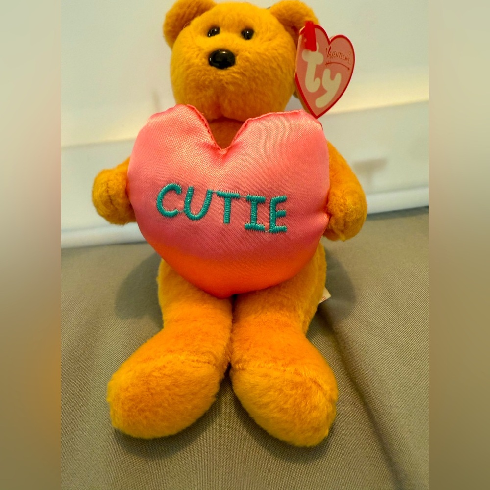 TY Beanie Babies Valenteenie Beanies Cutie Heart Valentines Day Keychain Clip